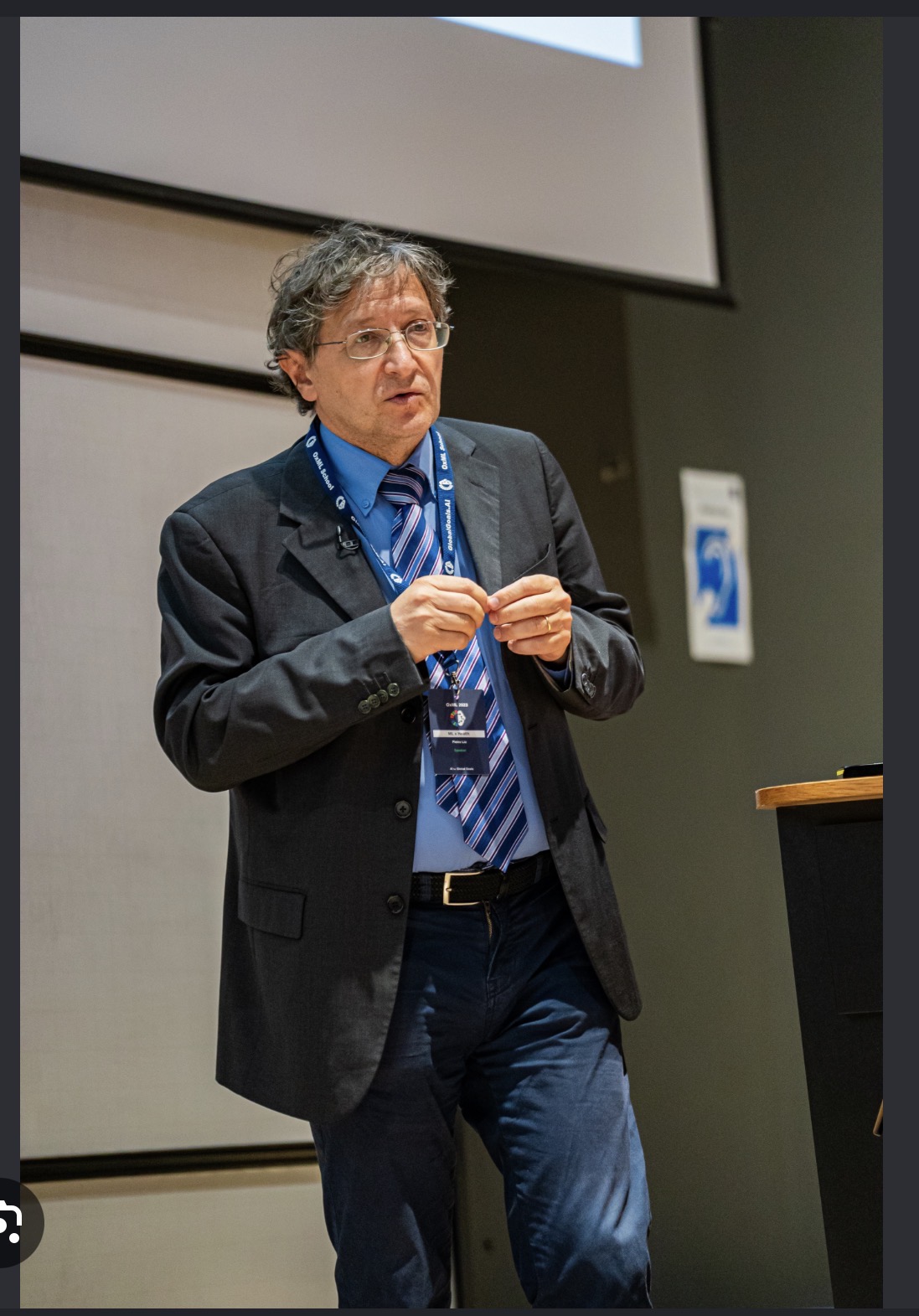 Professor Pietro Liò teaching artificial intelligence